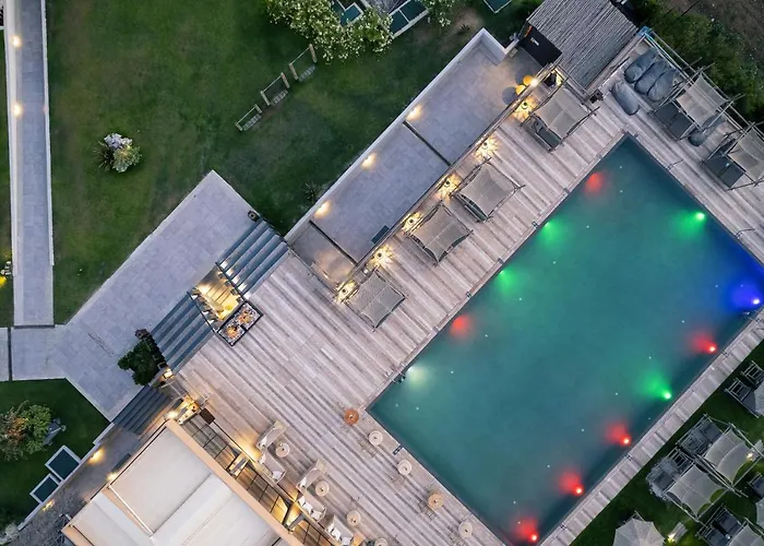 La & Crete (adults Only)