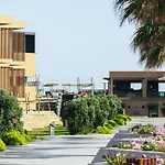 La & Crete (adults Only)