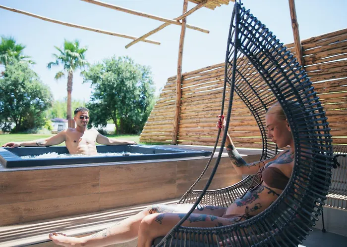 La & Crete (adults Only)