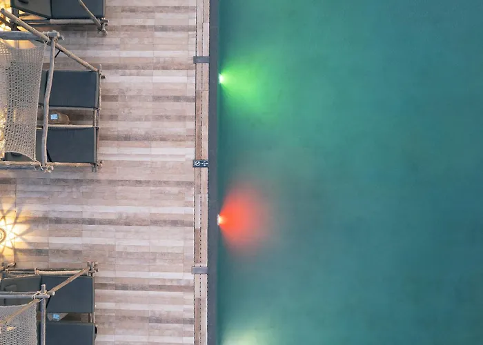 La & Crete (adults Only)