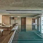La & Crete (adults Only)